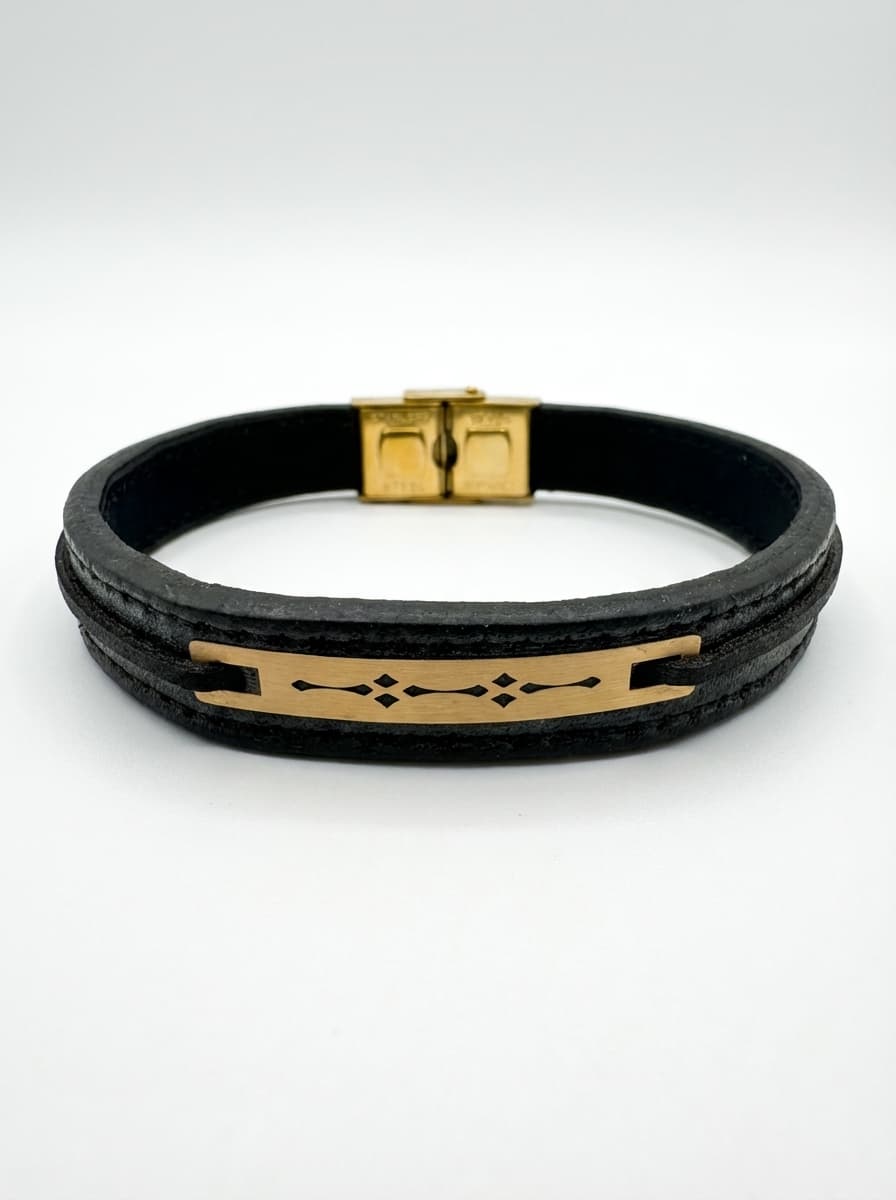 دستبند چرم مردانه با پلاک طلا